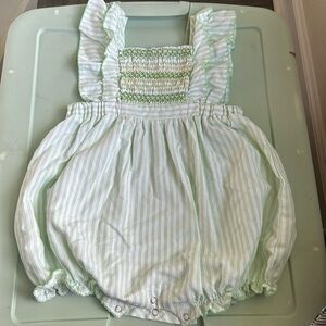 Green vintage style bubble